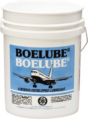 Boelube - BoeLube, 5 Gal Pail Cutting Fluid - Liquid, For Grinding, Sawing, Stamping, Near Dry Machining (NDM) - Exact Tooling