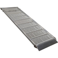 Alum Grip-Strut Walk Ramp 39.38 × 120.25 - Exact Tooling