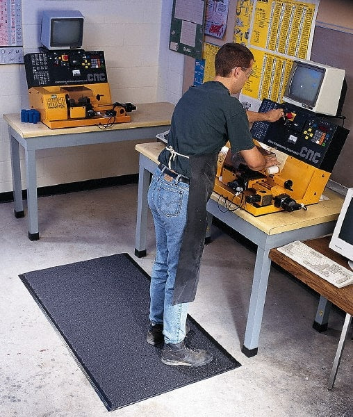 Wearwell - 5' Long x 3' Wide, Dry Environment, Anti-Fatigue Matting - Black, Vinyl with Vinyl Sponge Base, Rounded on 4 Sides - Exact Tooling