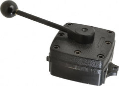 Parker - 1/2" NPT Mechanically Operated Air Valve - 4-Way, 3 Position, Hand Throttle-Manual Return, 6.2 CV Rate, 150 Max psi & 160°F Max Temp - Exact Tooling