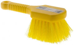 Rubbermaid - Synthetic Utility Scrub Brush - 8" OAL, Short Handle, Yellow, Plastic Block - Exact Tooling