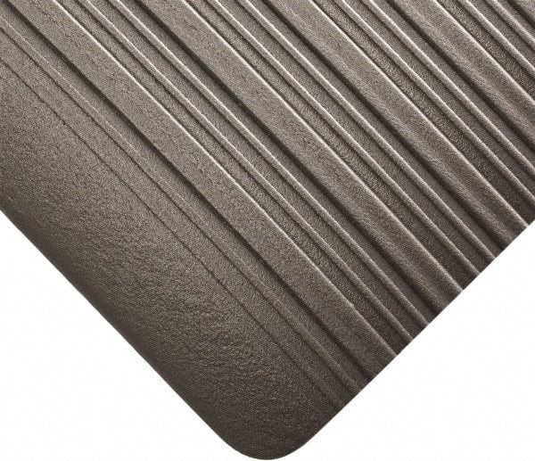 Wearwell - 60' Long x 3' Wide, Dry Environment, Anti-Fatigue Matting - Gray, Vinyl with Vinyl Sponge Base - Exact Tooling