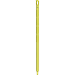 Remco - Broom/Squeegee Poles & Handles Connection Type: European Threaded Handle Material: Polypropylene - Exact Tooling