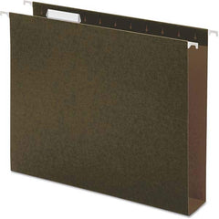 UNIVERSAL - File Folders, Expansion Folders & Hanging Files Folder/File Type: Hanging File Folders with Box Bottom Color: Green - Exact Tooling