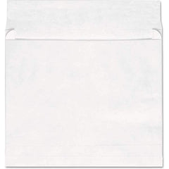 UNIVERSAL - Mailers, Sheets & Envelopes Type: Expandable Envelope Style: Self Adhesive - Exact Tooling