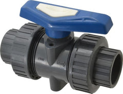 Simtech - 1-1/4" Pipe, Full Port, PVC True Union Design Ball Valve - Inline - Two Way Flow, FNPT x FNPT (with Socket Adapter) Ends, Tee Handle, 232 WOG - Exact Tooling