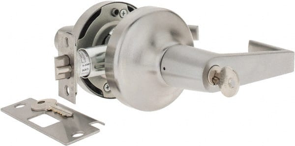 Yale - Grade 2 Entrance Lever Lockset - 2-3/4" Back Set, 6 Pin Para Keyway Cylinder, US26D/Satin Chrome Plated Finish - Exact Tooling