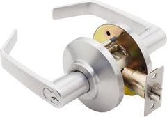 Best - Grade 2 Entrance Lever Lockset - 2-3/4" Back Set, Key In Lever Cylinder, Brass Alloy, Satin Chrome Finish - Exact Tooling