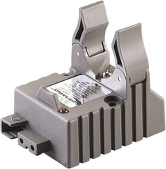 Streamlight - Battery Chargers; Battery Size Compatibility: 3.75V ; Battery Chemistry Compatibility: Lithium-Ion ; Charging Time (Hours): 3.00 ; Charging Time (Minutes): 180 ; Maximum Number of Batteries: 1 ; Voltage: 3.75 - Exact Tooling
