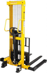 Vestil - 2,000 Lb Capacity, 17" Lift Height, Portable Workstation Manually Operated Lift - Exact Tooling