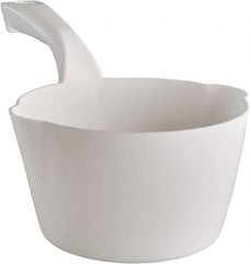 Remco - 32 oz White Polypropylene Round Bottom Scoop - 6.8" Wide x 5.3" Deep Bowl, 5-1/2" Handle Length, 11.6" OAL - Exact Tooling