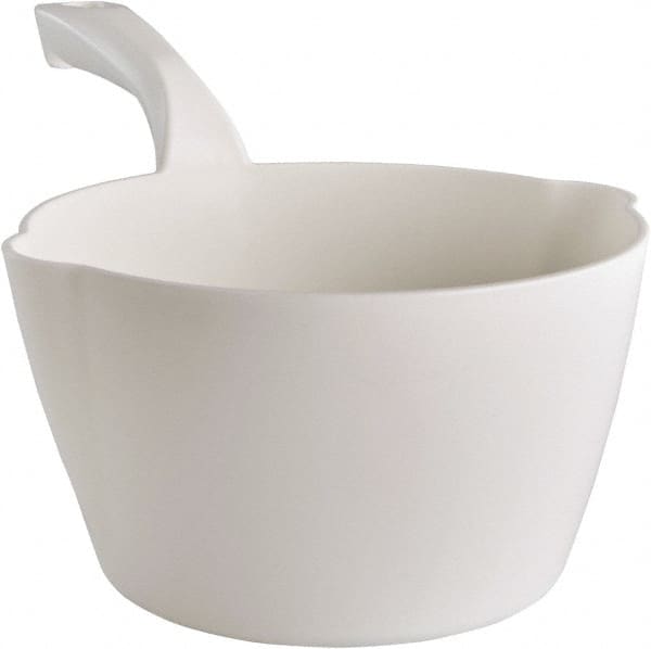 Remco - 64 oz White Polypropylene Round Bottom Scoop - 8.3" Wide x 4-1/2" Deep Bowl, 5-1/2" Handle Length, 13" OAL - Exact Tooling