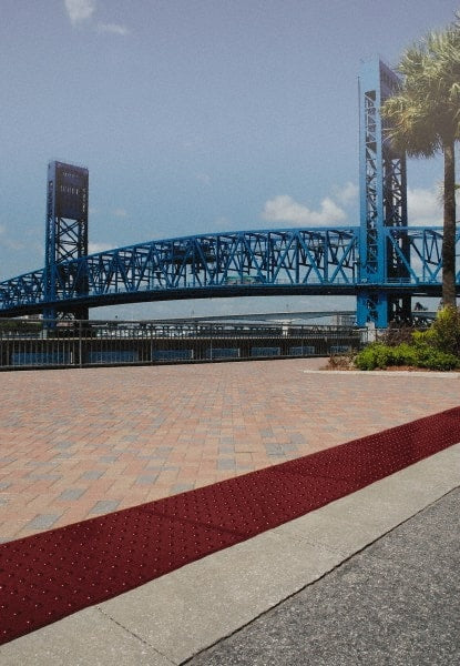 UltraTech - 5 Ft. Long x 2 Ft. Wide, Urethane Surface, Molded Bubble Entrance Matting - Outdoor, Heavy Traffic, Urethane, Red - Exact Tooling