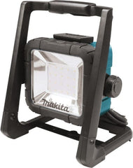 Makita - 18 Volts, 750 Lumens, Cordless Work Light - 8 hr Run Time - Exact Tooling