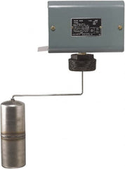 Square D - 1 NEMA Rated, DPST-DB, Float Switch Pressure and Level Switch - 575 VAC, Line-Load-Load-Line Terminal - Exact Tooling