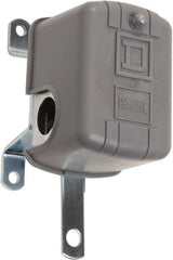 Square D - 1 NEMA Rated, DPST, Float Switch Pressure and Level Switch - 575 VAC, Line-Load-Load-Line Terminal - Exact Tooling
