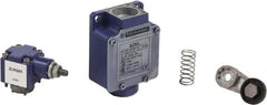 Telemecanique Sensors - SPDT, NC/NO, 300 VAC, 300 VDC, Screw Terminal, Roller Lever Actuator, General Purpose Limit Switch - 1, 2, 3, 4, 12 NEMA Rating, IP66 IPR Rating, Reversible Mount - Exact Tooling