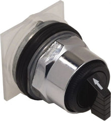 Schneider Electric - 1.18 Inch Mount Hole, 3 Position, Knob and Pushbutton Operated, Selector Switch Only - Black, Momentary (MO), without Contact Blocks, Weatherproof and Dust and Oil Resistant - Exact Tooling