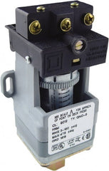 Square D - SPDT, 3 to 150 psi, Electromechanical Pressure and Level Switch - Adjustable Pressure, 120 VAC at 6 Amp, 125 VDC at 0.22 Amp, 240 VAC at 3 Amp, 250 VDC at 0.27 Amp, 1/4 Inch Connector, Screw Terminal, For Use with 9012G - Exact Tooling