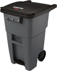 Rubbermaid - 50 Gal Gray Rectangle Trash Can - Plastic, None Graphic, 39.58" High x 24" Wide, Lid Included - Exact Tooling