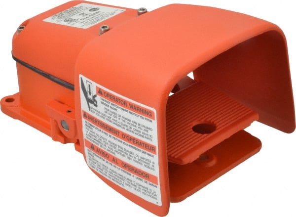 LINEMASTER - 1 Treadle, 20 Amp, 1 hp, Momentary (MO), SPDT, Electric Foot Switch - 13, 2 & 4 NEMA Rated, IP56, Cast Iron, 9" Long x 5.88" Wide x 4-1/2" High - Exact Tooling