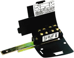 Square D - Contactor Electrical Interlock - For Use with Class 8539/8739 Type SB/SC/SD/SE/SF/SG Contactor and Class 9422 Type RN/RP/RR/RT Contactor - Exact Tooling