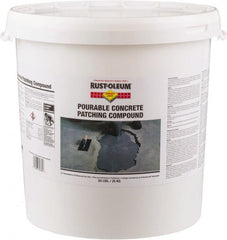 Rust-Oleum - 55 Lb Pail Concrete Patch - Gray, 46 Cu Ft/55 Lb Kit Coverage, Fiber Reinforced Portland Cement - Exact Tooling