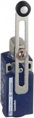 Telemecanique Sensors - SPDT, NC/NO, 240 VAC, 250 VDC, Screw Terminal, Roller Lever Actuator, General Purpose Limit Switch - 1, 2, 4, 6, 12, 13 NEMA Rating, IP66, IP67 IPR Rating - Exact Tooling