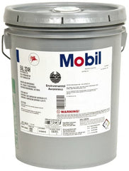 Mobil - 5 Gal Pail Mineral Hydraulic Oil - 0180°F, SAE 20, ISO 32/46, 36.8 cSt at 40°C & 8.3 cSt at 100°C - Exact Tooling