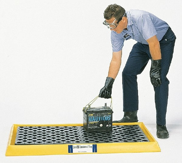 UltraTech - Trays & Pans Type: Containment Tray with Grating Sump Capacity (Qt.): 66.00 - Exact Tooling