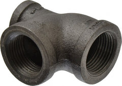 B&K Mueller - Size 1 x 1/2 x 1", Class 150, Malleable Iron Black Pipe Reducing Tee - 150 psi, Threaded End Connection - Exact Tooling
