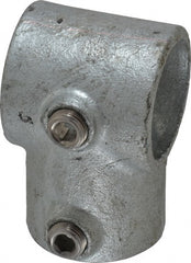 PRO-SAFE - 1-1/2" Pipe, Single Socket Tee, Malleable Iron Tee Pipe Rail Fitting - Galvanized Finish - Exact Tooling
