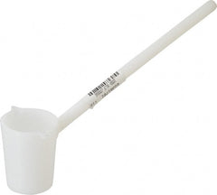 Dynalon Labware - 100 ml Polyethylene Short Dipper - 9" Long Handle - Exact Tooling