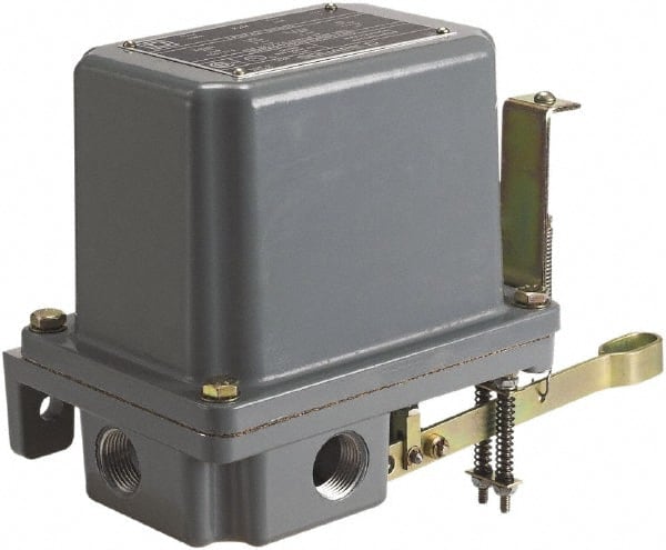 Square D - 4 NEMA Rated, DPST-DB, Float Switch Pressure and Level Switch - Line-Load-Load-Line Terminal - Exact Tooling