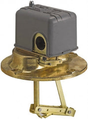 Square D - 1 NEMA Rated, DPST, Float Switch Pressure and Level Switch - 575 VAC, Line-Load-Load-Line Terminal - Exact Tooling