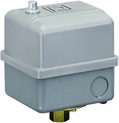 Square D - 1, 7, 9 and 3R NEMA Rated, 80 to 100 psi, Electromechanical Pressure and Level Switch - Adjustable Pressure, 575 VAC, L1-T1, L2-T2 Terminal, For Use with Square D Pumptrol - Exact Tooling