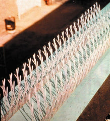 Bird-X - Plastic Bird Spikes - 4-1/2 Inch High x 2-1/4 Inch Wide x 25 Ft. Long x 0.5 Inch Thick - Exact Tooling