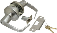 Yale - Light/Medium Duty Entrance Lever Lockset - 2-3/4" Back Set, Key in Lever Cylinder, Satin Chrome Finish - Exact Tooling