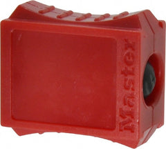 Master Lock - 3/4 Wide, Prong-Covering Plug Lockout - 110/120 Volt, 3/4 Max Cord Diam, Includes Labels, English/French/Spanish - Exact Tooling
