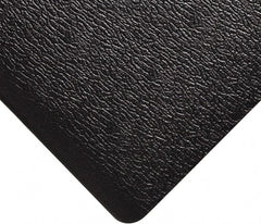 Wearwell - 5' Long x 3' Wide, Dry Environment, Anti-Fatigue Matting - Black, Vinyl with Vinyl Sponge Base, Rounded on 4 Sides - Exact Tooling