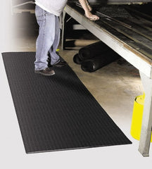 PRO-SAFE - 60' Long x 3' Wide, Dry Environment, Anti-Fatigue Matting - Black, Vinyl with Vinyl Sponge Base, Beveled on 4 Sides - Exact Tooling