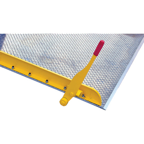 Dockboard Option Leverlift 24.5″ Tall - Exact Tooling