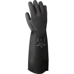 Chemical resistant unsupported neoprene 18″ 30-mil black unlined textured grip rolled cuff/medium - Exact Tooling