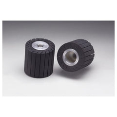‎3M Rubber Slotted Expander Wheel 77722 3″ × 3″ 5/8-11 Internal - Exact Tooling